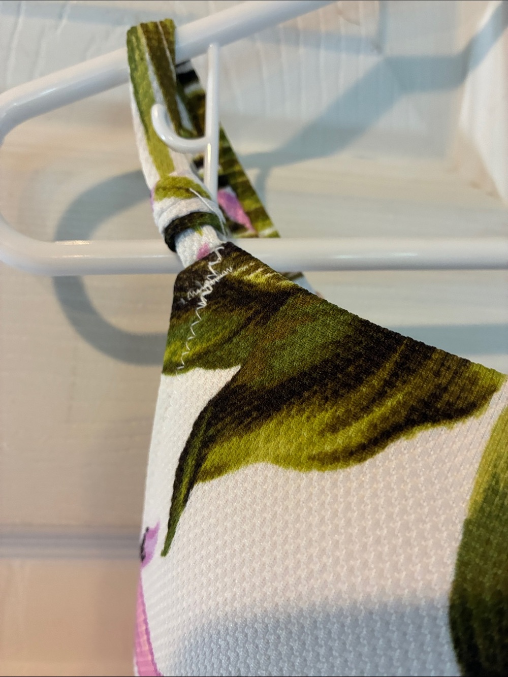 Shade Shore Size 36 C Floral Padded Bikini Top in White, Pink & Green - Picture 5 of 11